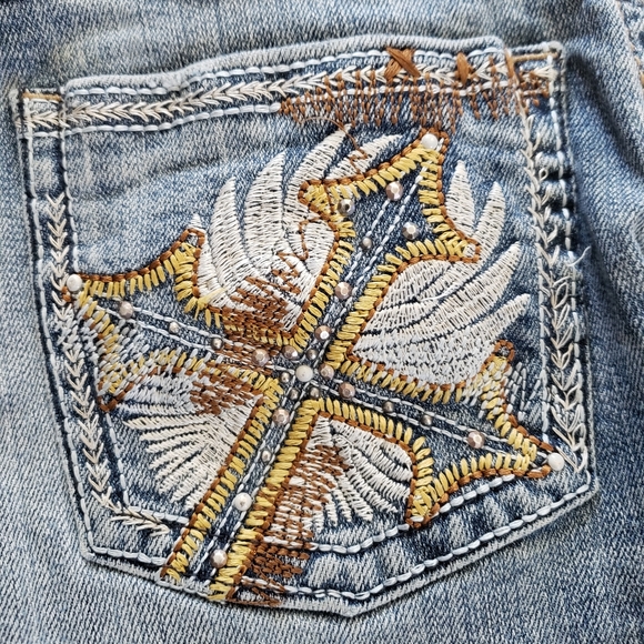 Jeans - Picture 3 of 4